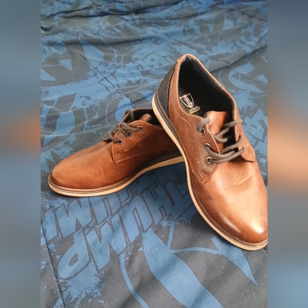 Kids London Underground Brown Dress Shoes